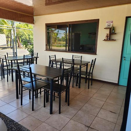 Cabinas Playa Bandera Bed & Breakfast Parrita Luaran gambar